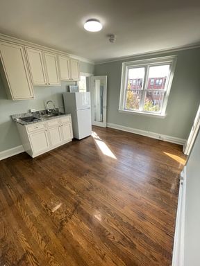 Studio Rental – 4 E 30th St, Unit 4.305, Baltimore, MD 21218