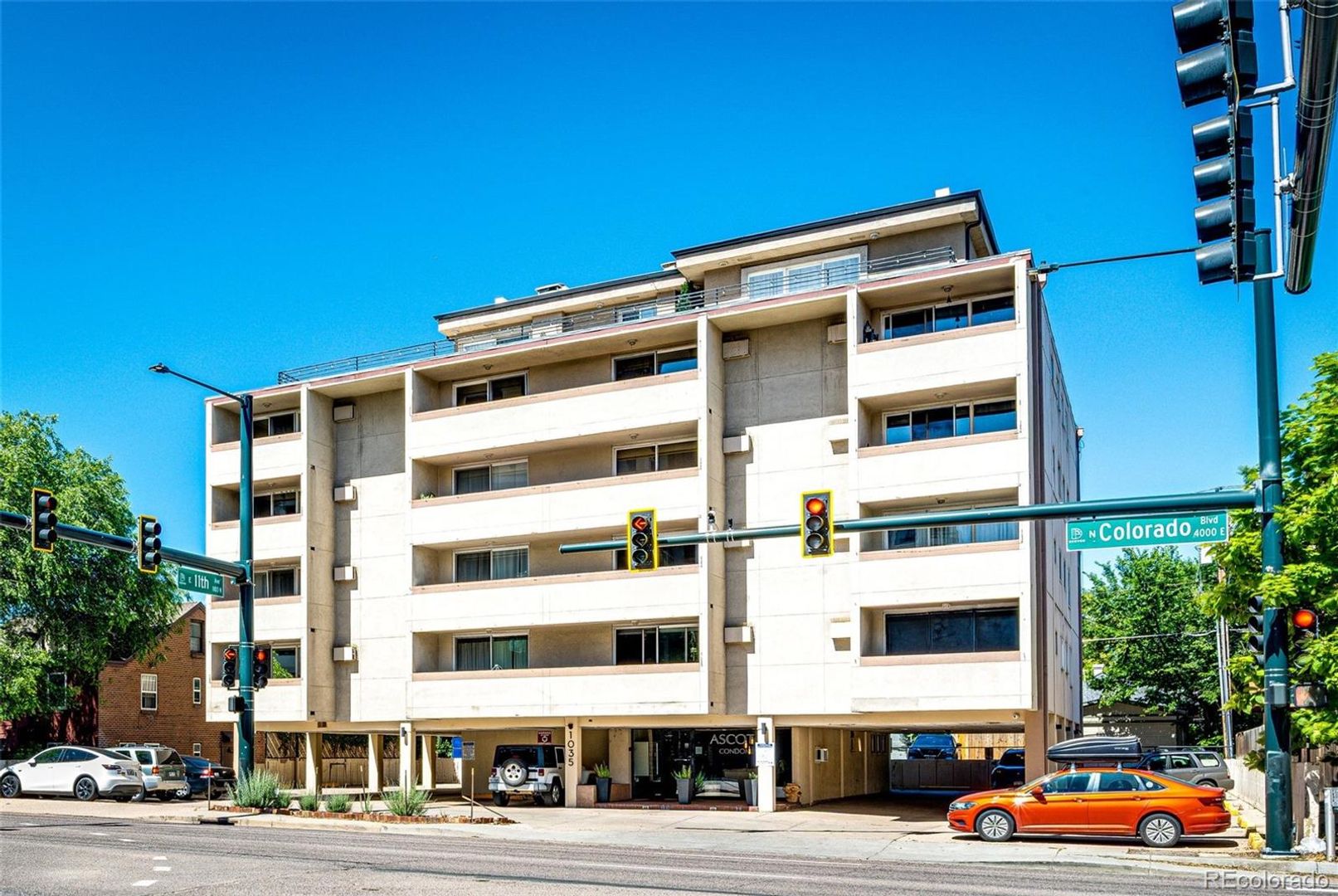 Denver House: 1035 Colorado Blvd #405