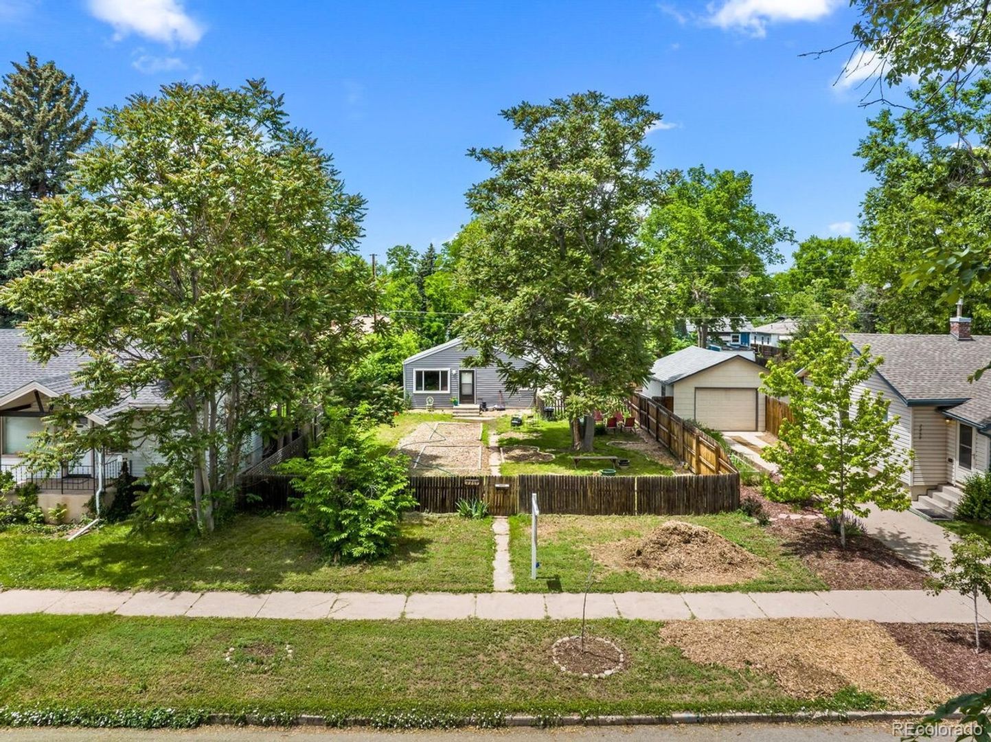 Denver House: 2265 S Humboldt St