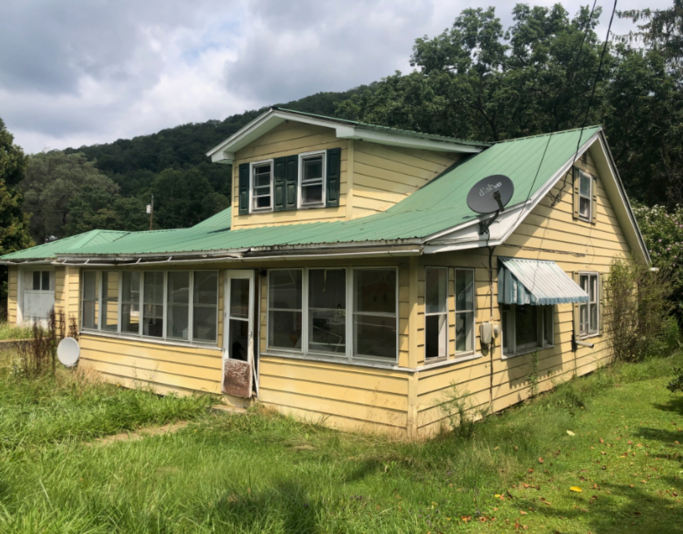 Durbin House: 4271 Staunton-Parkersburg Tpke