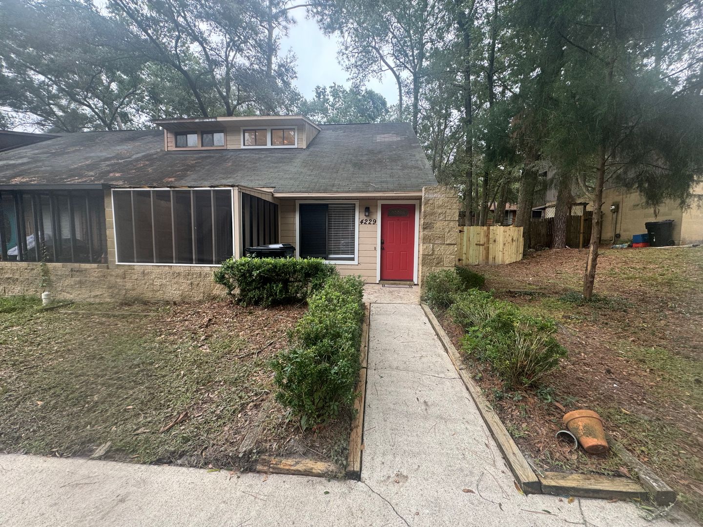 Gainesville House: 4229 SW 69th Terrace