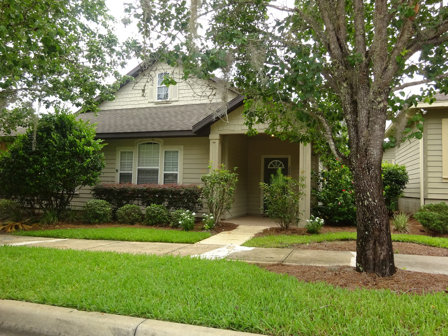 Gainesville House: 2081 NW 101st St.