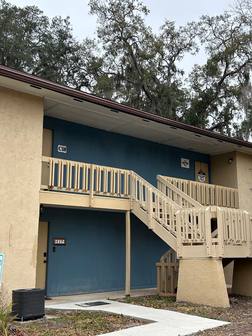 Gainesville Condo: 2811 SW Archer Road