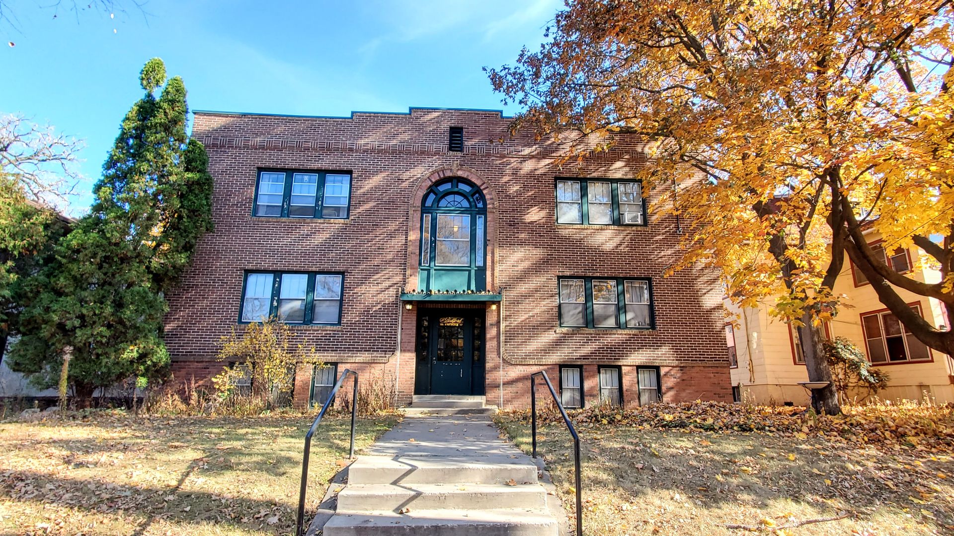 Minneapolis Apartment: 115 Bedford Street SE