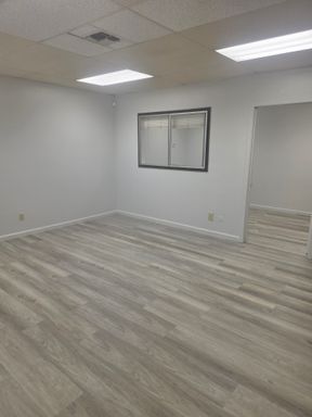 One Month Free Rent