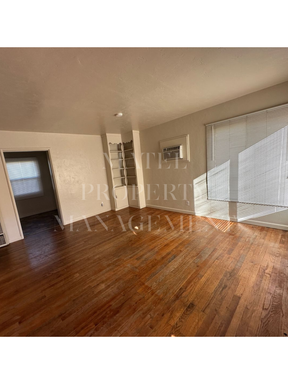 No Deposit – photo 1