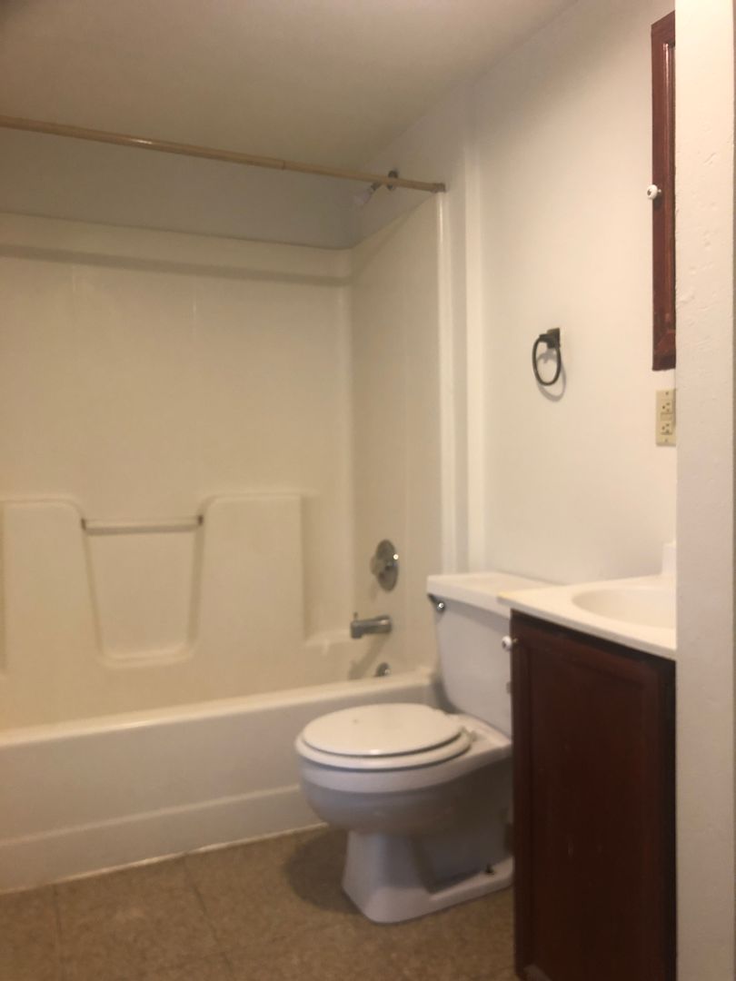 Lancaster Apartment: 324-332 S Queen St.