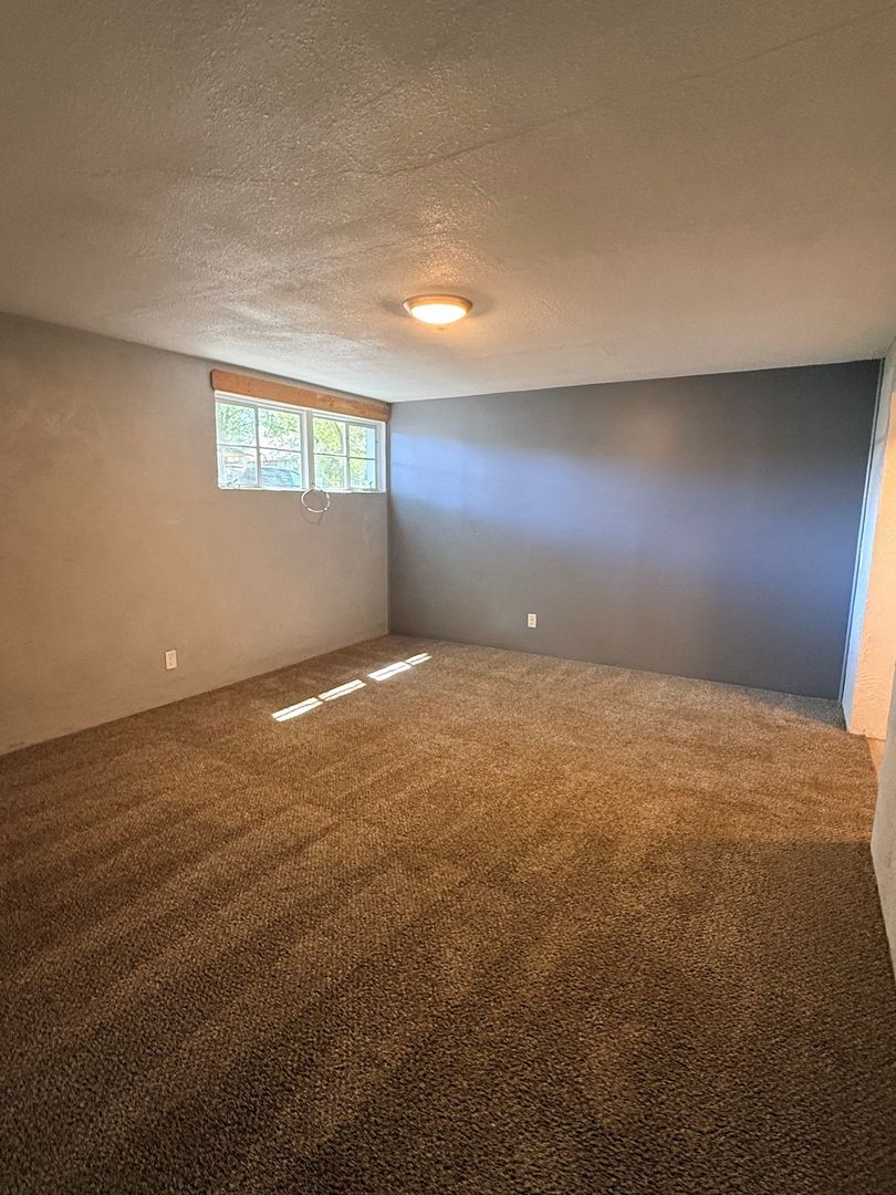 Junction City House: 220 W 9th #2