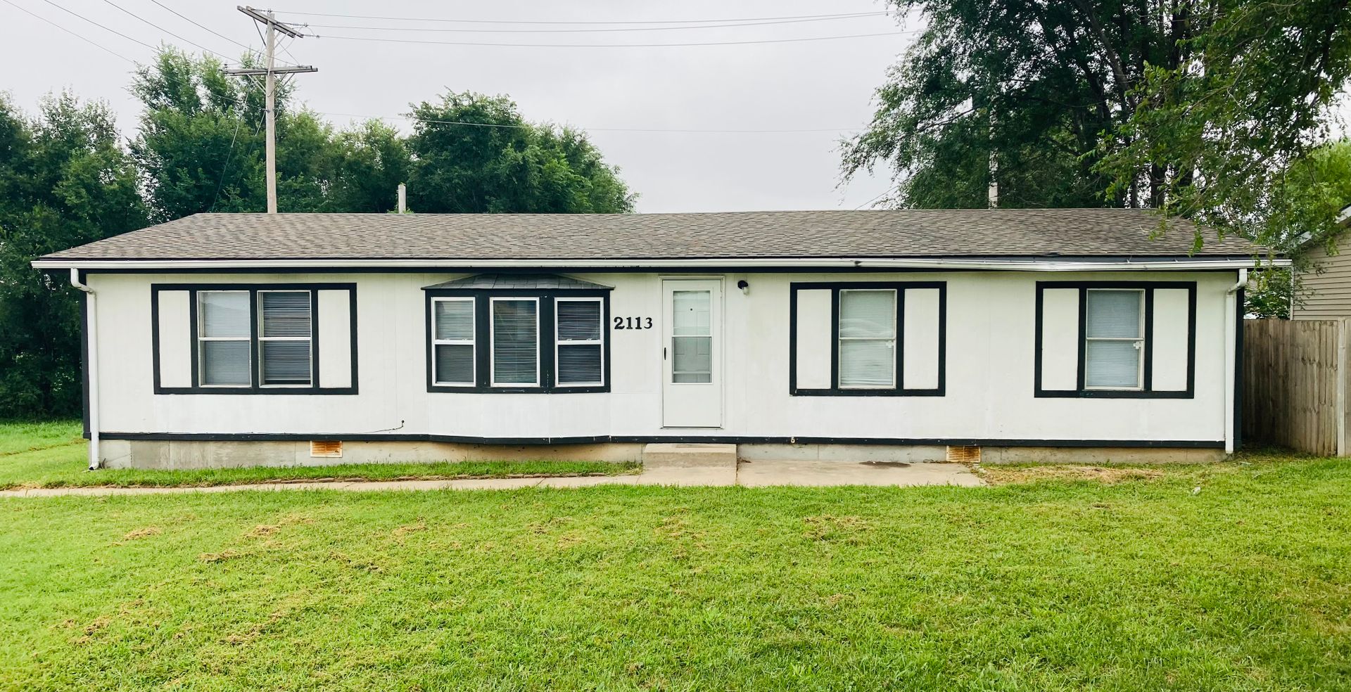 Junction City House: 2113 Elmdale