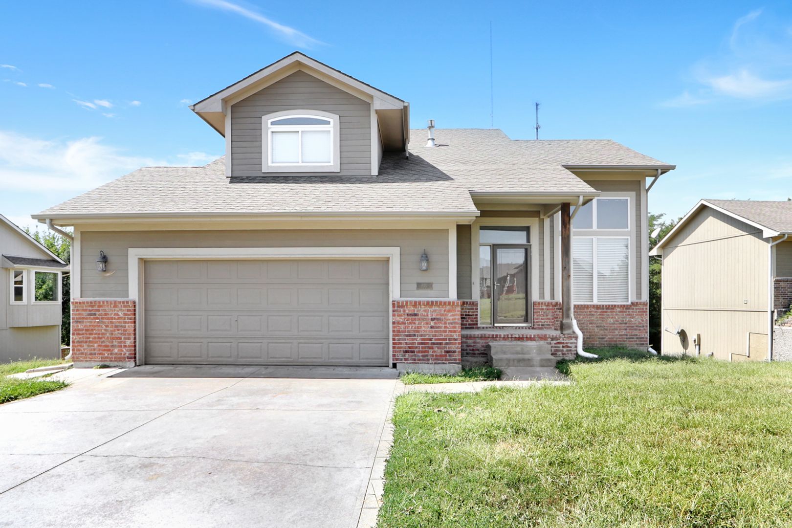 Junction City House: 934 Sandusky