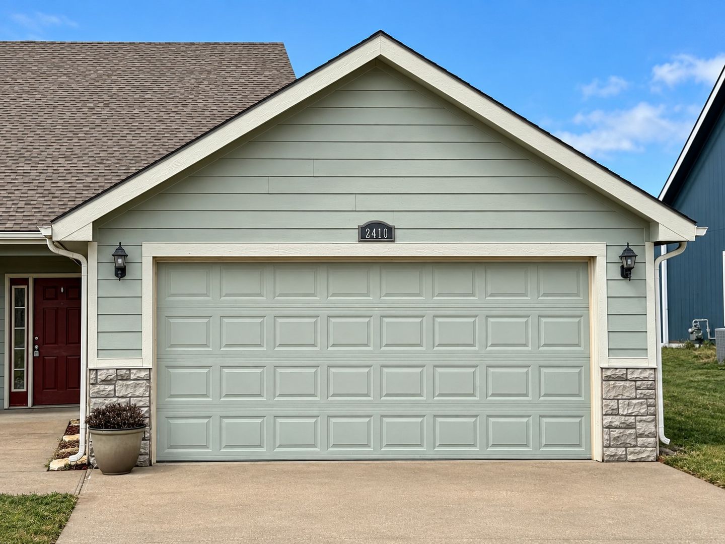 Junction City House: 2410 Brooke Bend