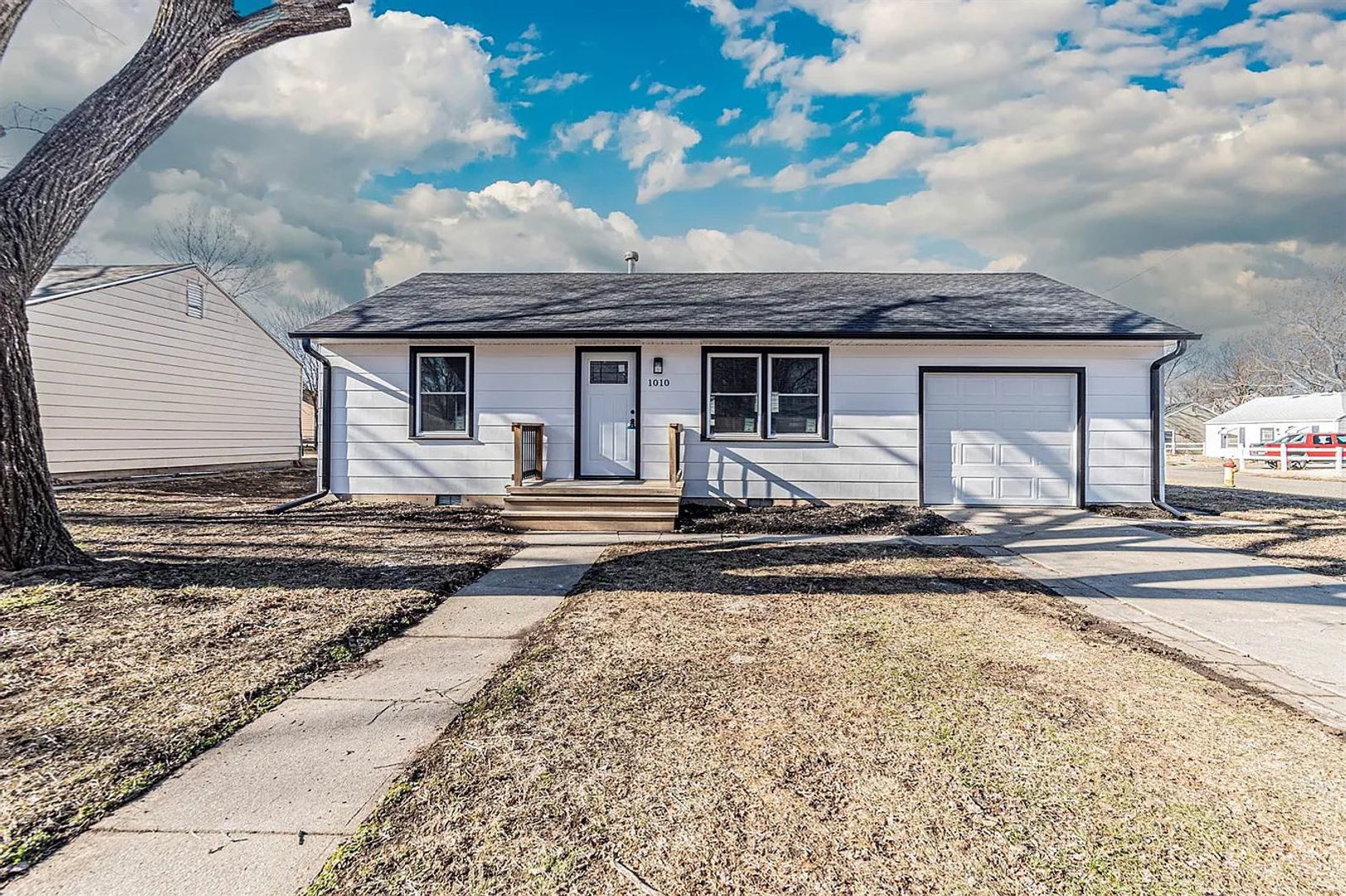 Junction City House: 1010 Northwest Ave