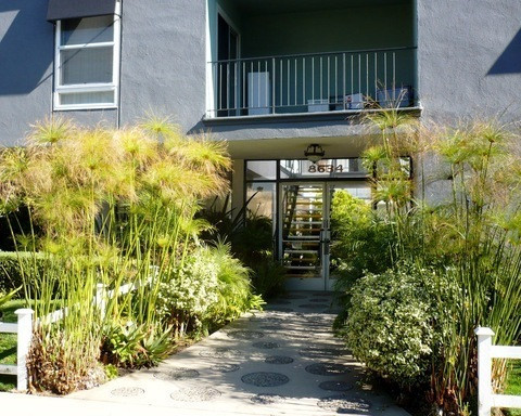 Playa del Rey Apartment: 8634 Falmouth Ave.