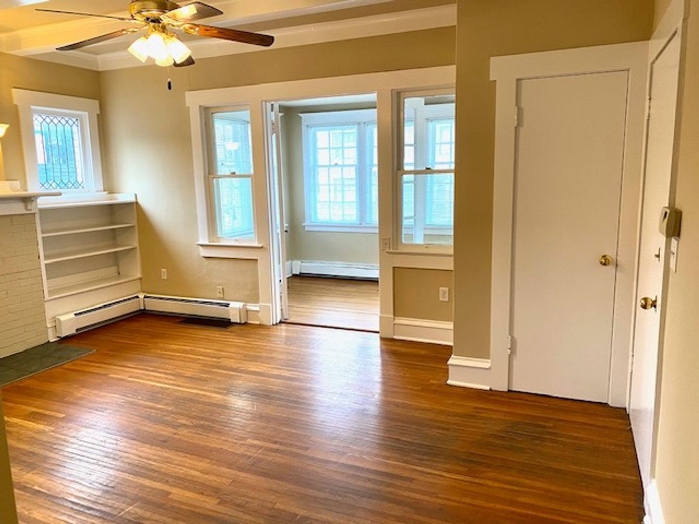 Spokane Apartment: 823-827 S. Monroe