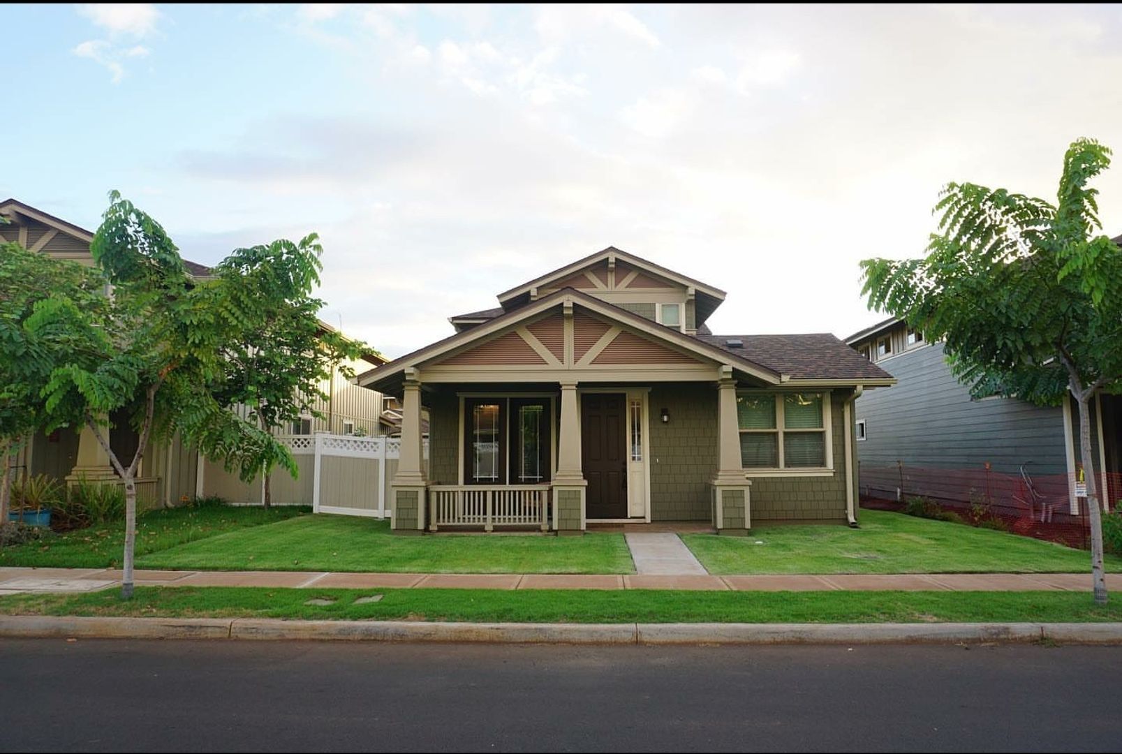 Lahaina House: 590 Hoe Kawele Ln