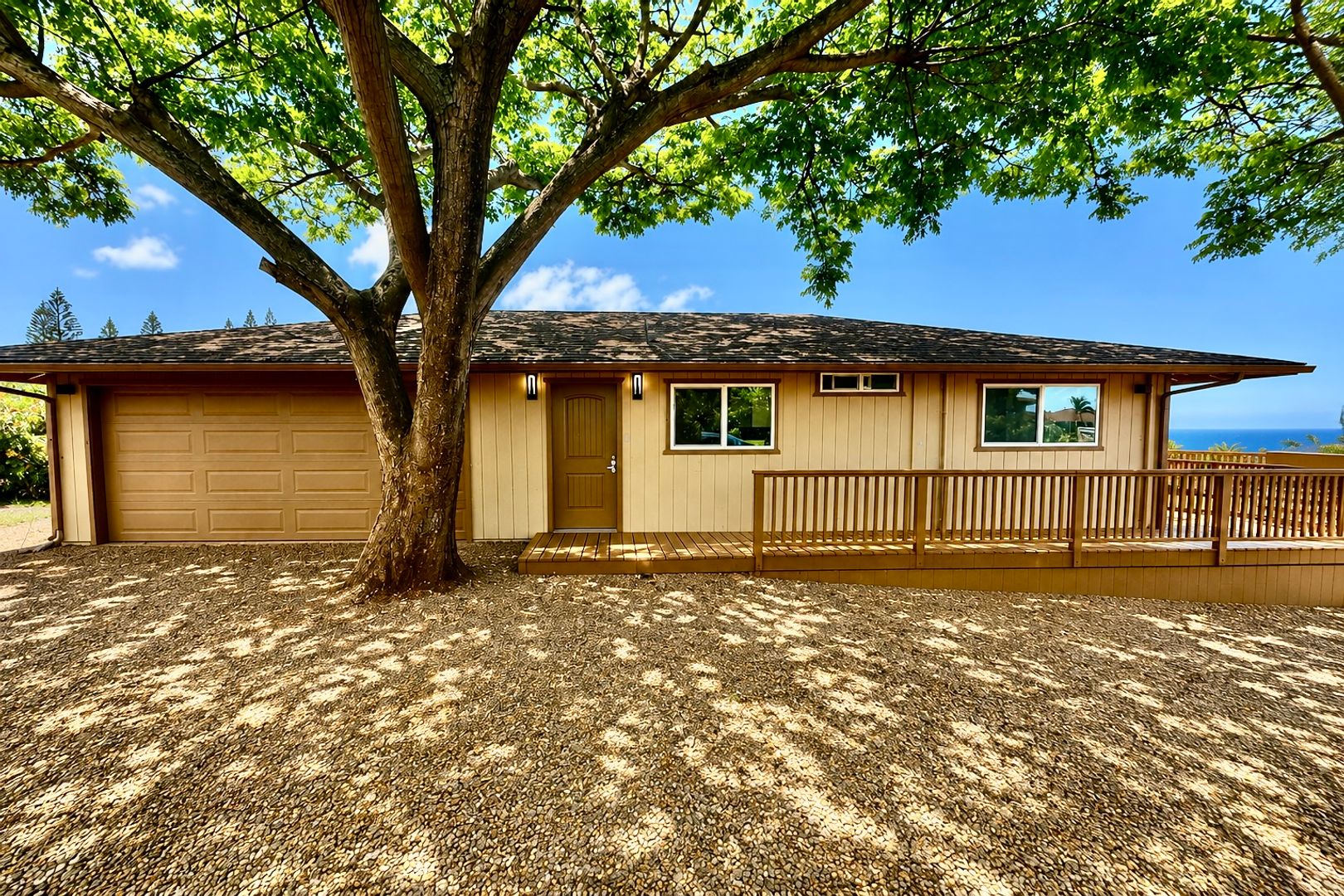 Lahaina House: 125 Ala Hoku-Main House