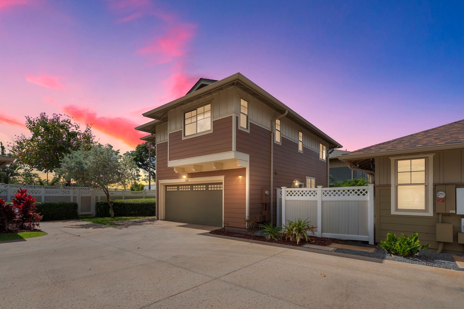 Lahaina House: 190 Kahoma Village Loop, Apt 12