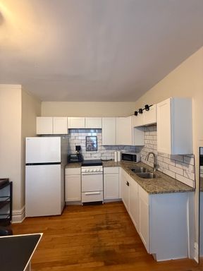 Furnished Studio