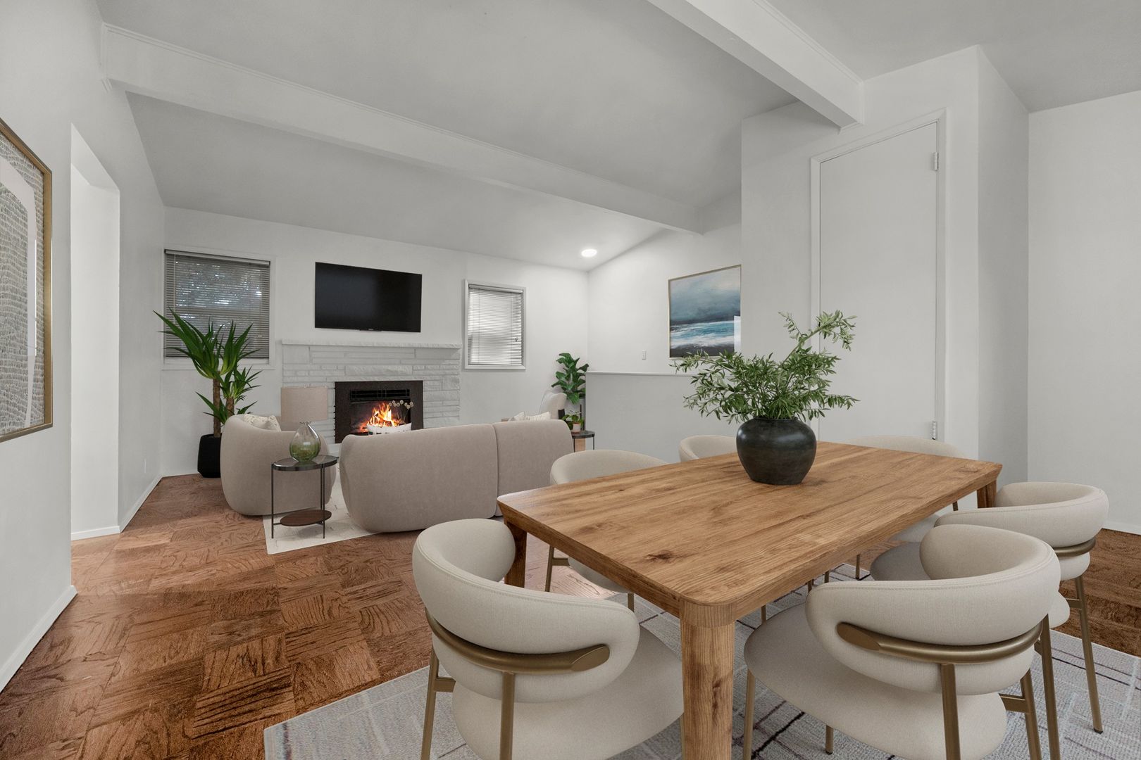 Seattle Apartment: 3232 E Madison St