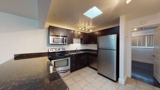 Pre-Leasing for October Move-In | Modern Capitol Hill 1-Bedroom + 50% Off First Month’s Rent – photo 1