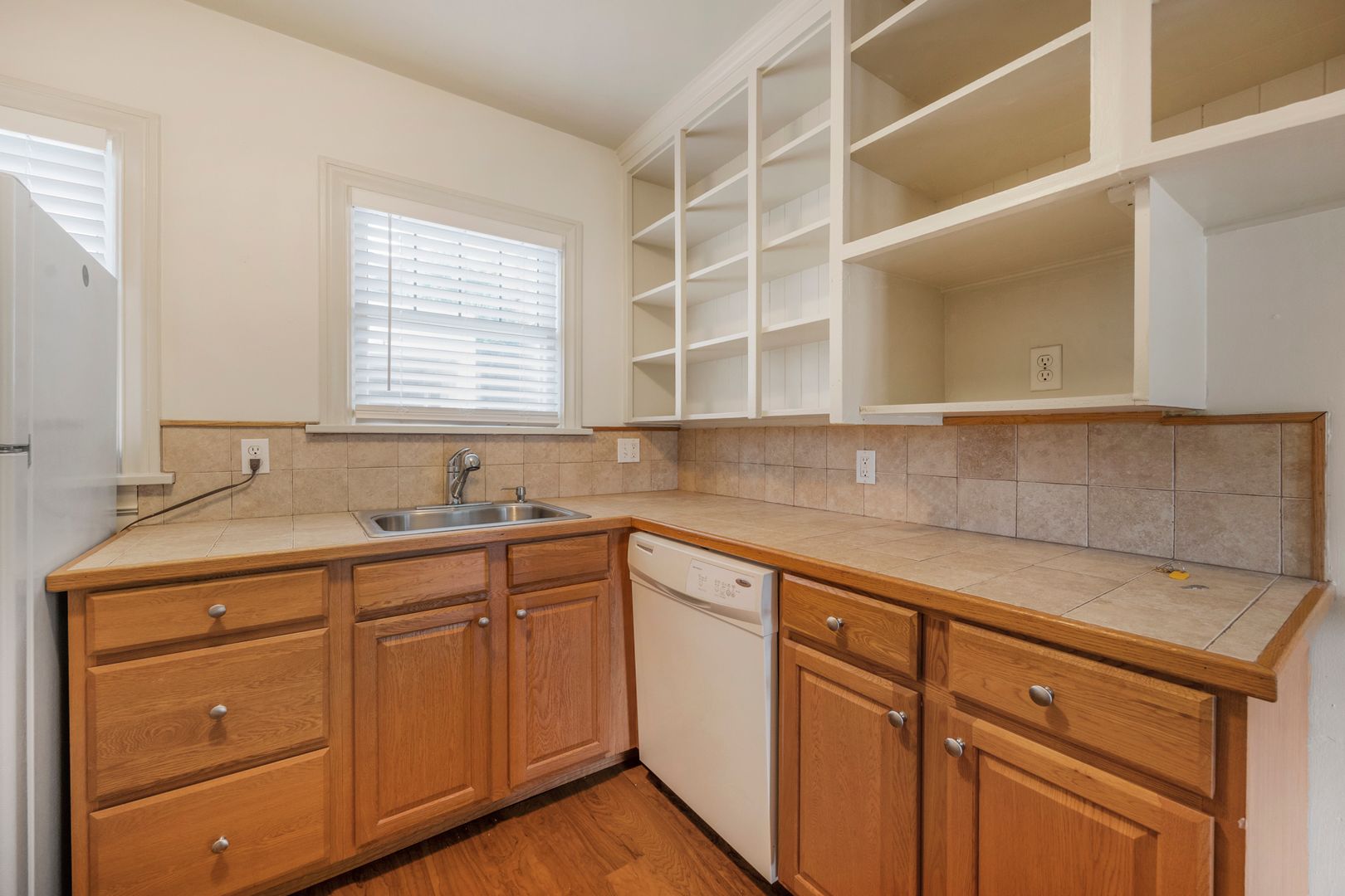 Seattle Apartment: 2308 Minor Ave E