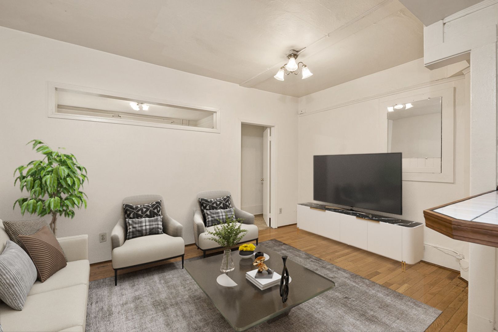 Tacoma Apartment: 215 S G St.