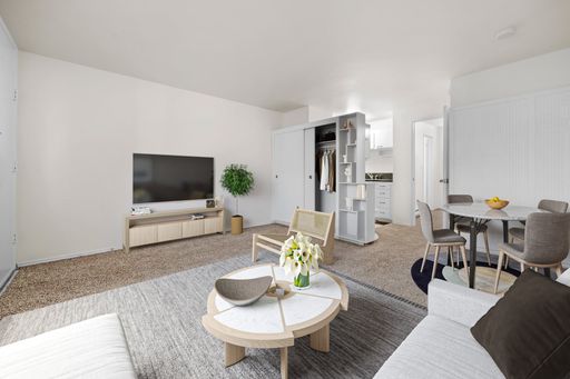 U-District 1BR — $1,350/mo — NOW PRE-LEASING! – photo 1