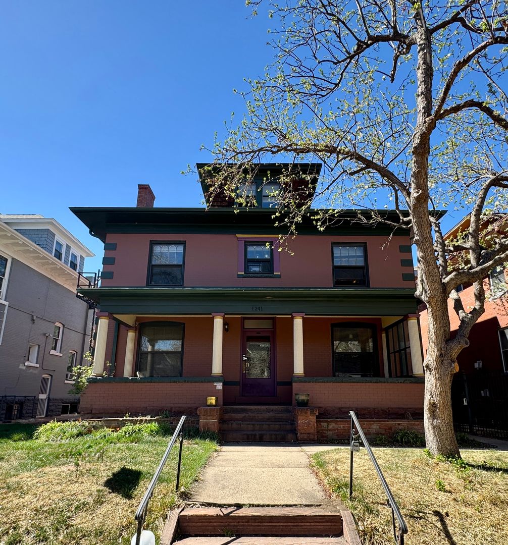 Denver Apartment: 1241 Pennsylvania St.