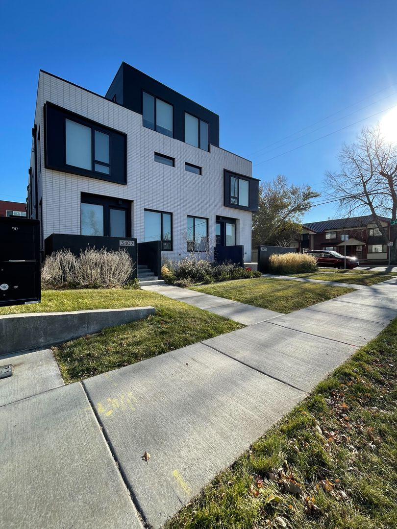 Denver Apartment: 3400 Lawrence Street