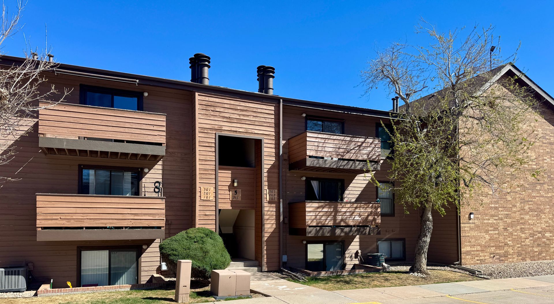 Lakewood House: 211 Wright St. #5-102