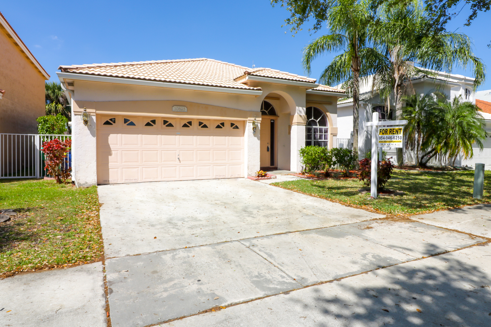 Cooper City House: 10825 Morningstar Dr