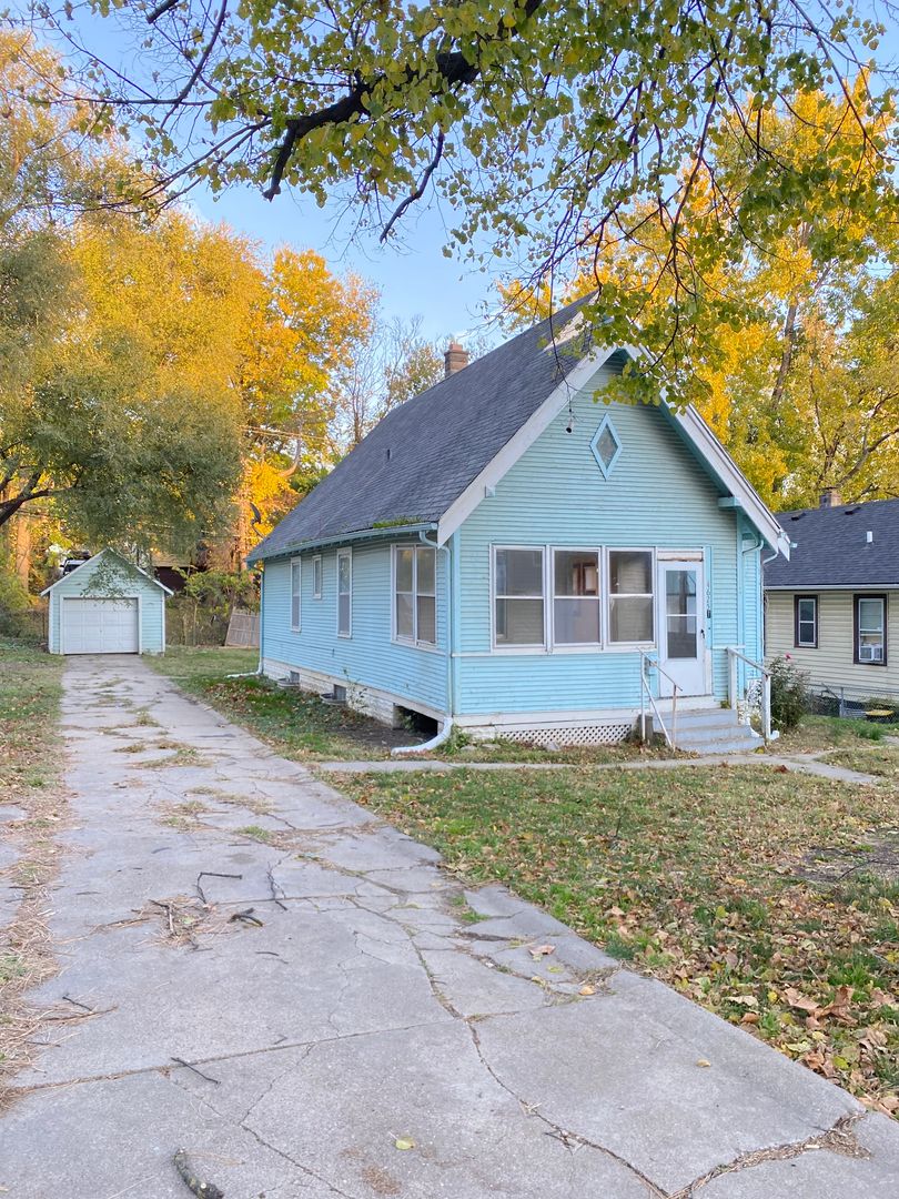 OMAHA House: 4625 N 42 ST
