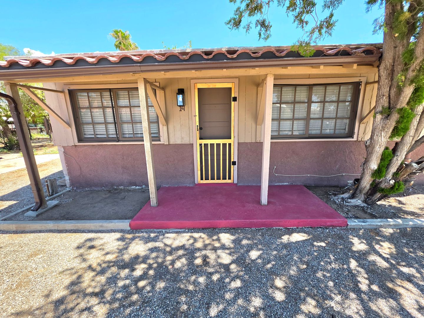 Tucson Apartment: 504 W. Flores St.