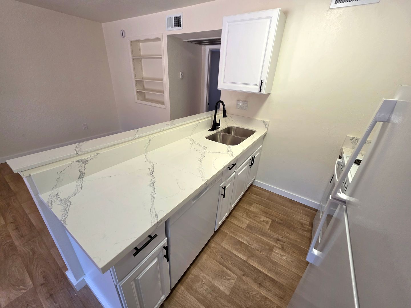 Tucson Apartment: 126 E. Mohave Rd