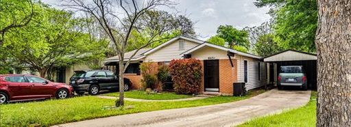 Wooten 1/1, Updated Kitchen and Private Yard – photo 1