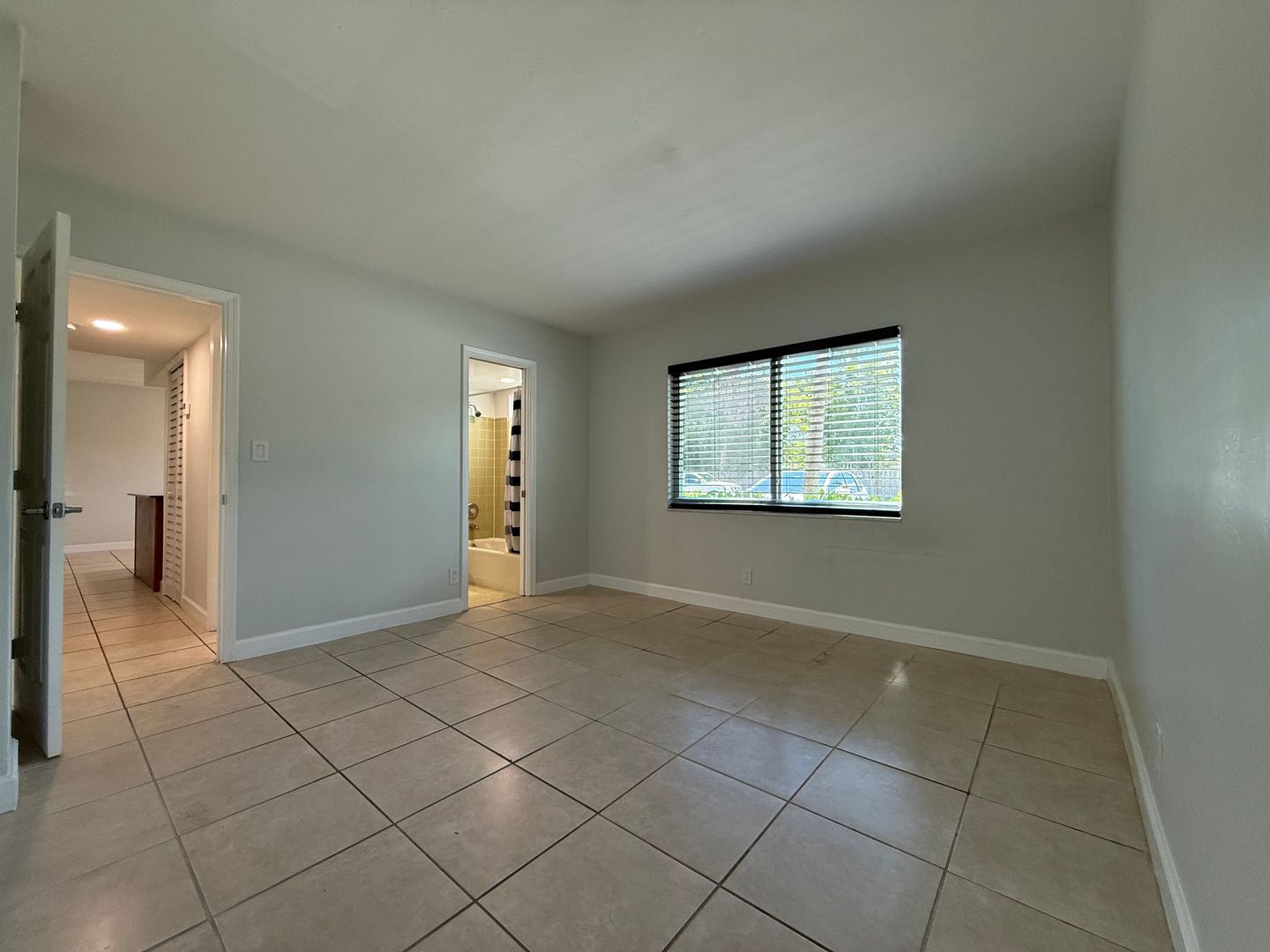 Fort Lauderdale Apartment: 901 NE 18th Court