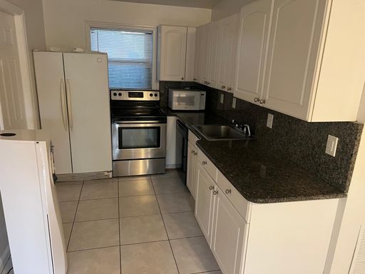 Nice 2/1 East Fort Lauderdale – photo 1