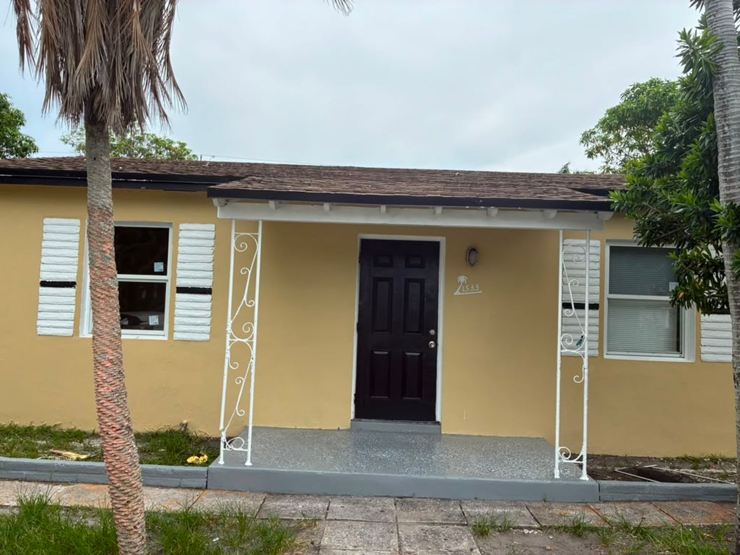 FORT LAUDERDALE Apartment: 1533 NW 1 AV