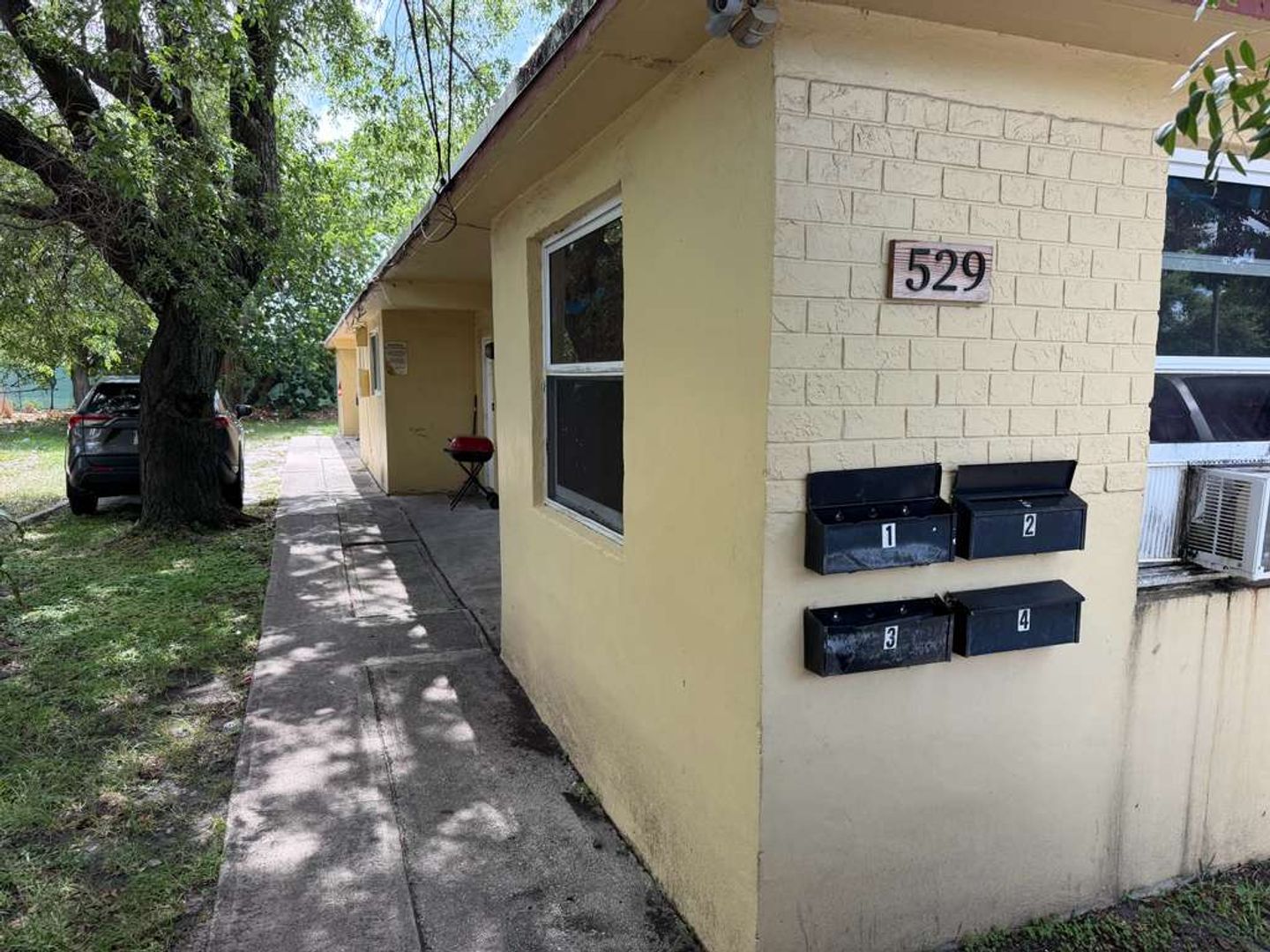 FORT LAUDERDALE Apartment: 529 NW 8 AVE