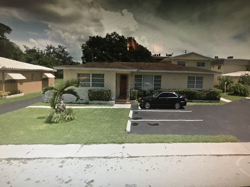 Large 3-2 house in hollywood – photo 1