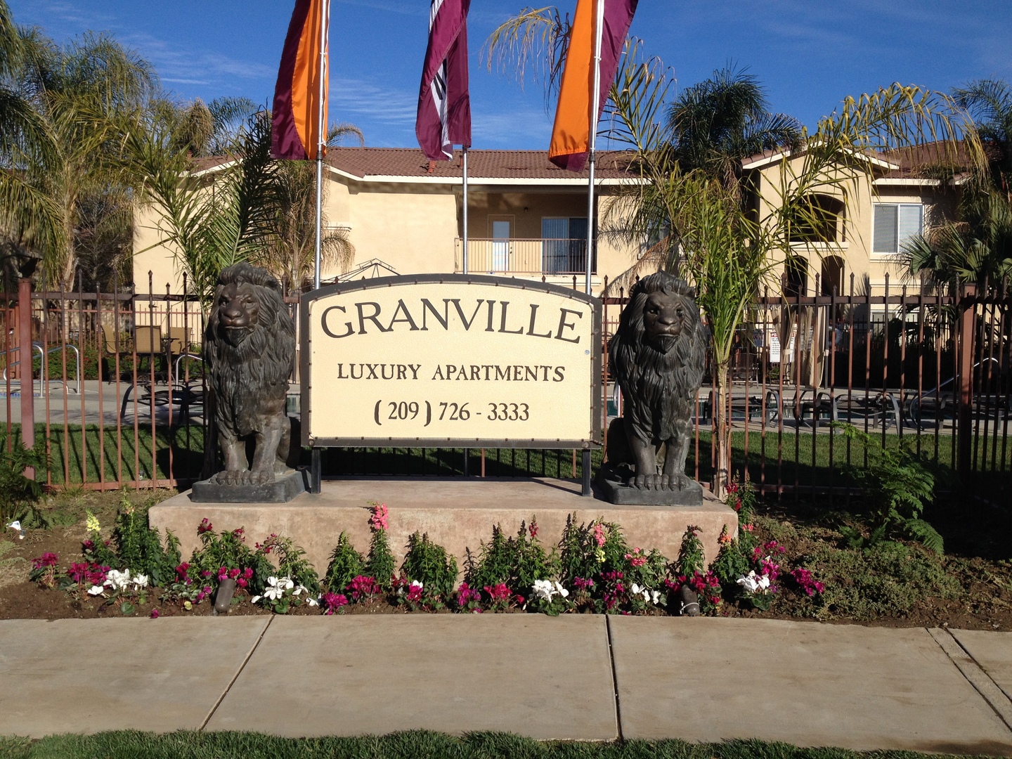 Merced Apartment: 2908 Willowbrook Dr