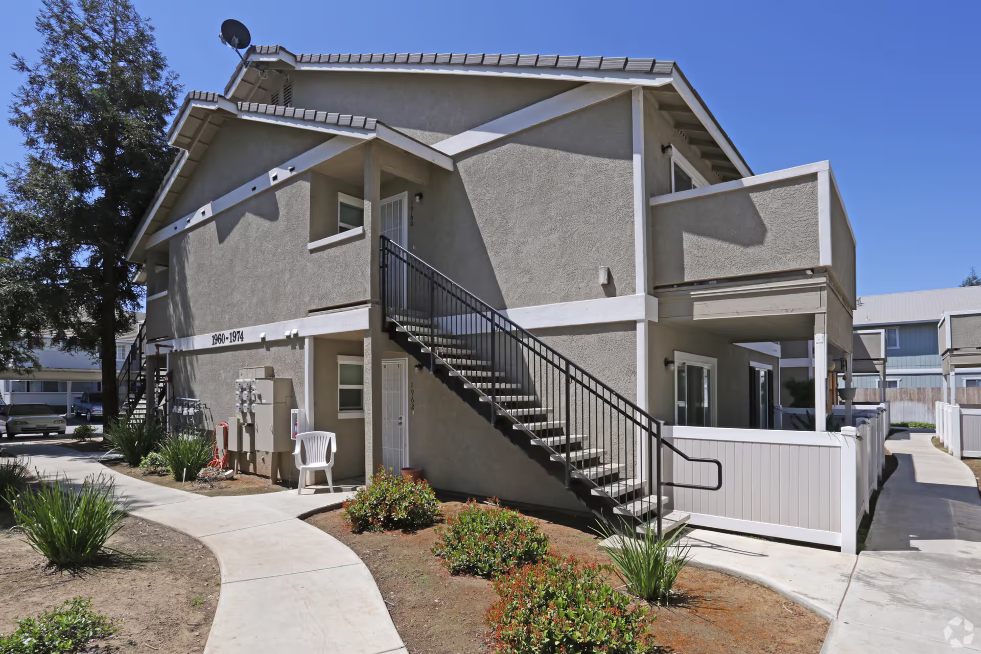 Merced Apartment: 1756 Willowbrook Dr