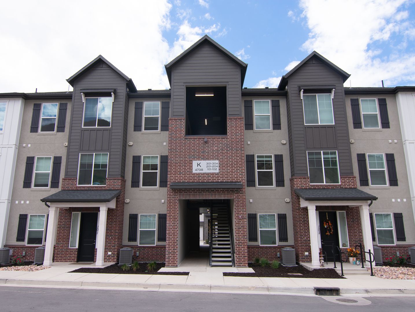 Mapleton Apartment: 4976 S Alder Dr