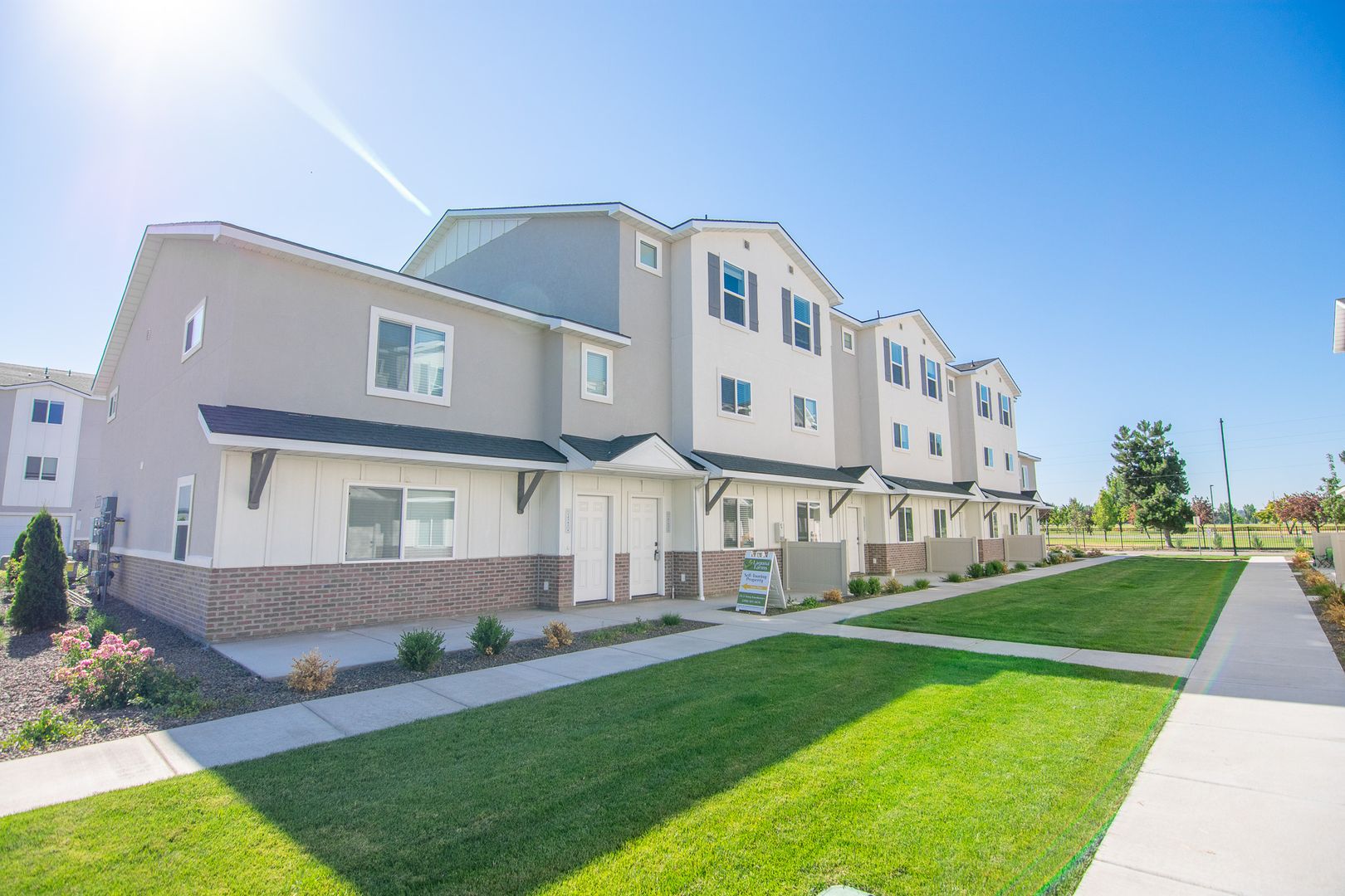 Nampa Townhome: 16852 Idaho Center Blvd