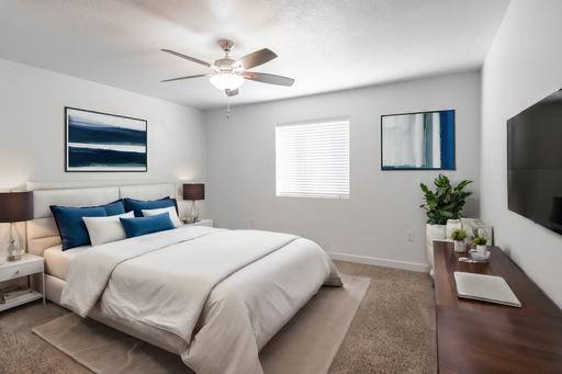 Beautiful 3-Story Townhomes in Tucker's Row in Vineyard. Great Location and Amenities!