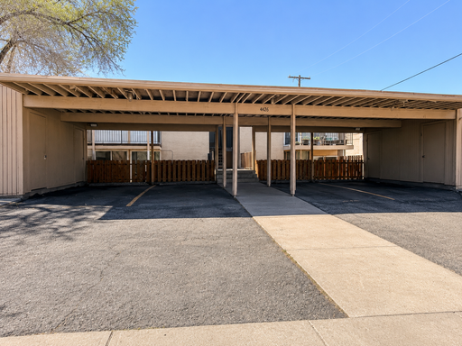 West Valley Condo with Prime Location in West Valley!