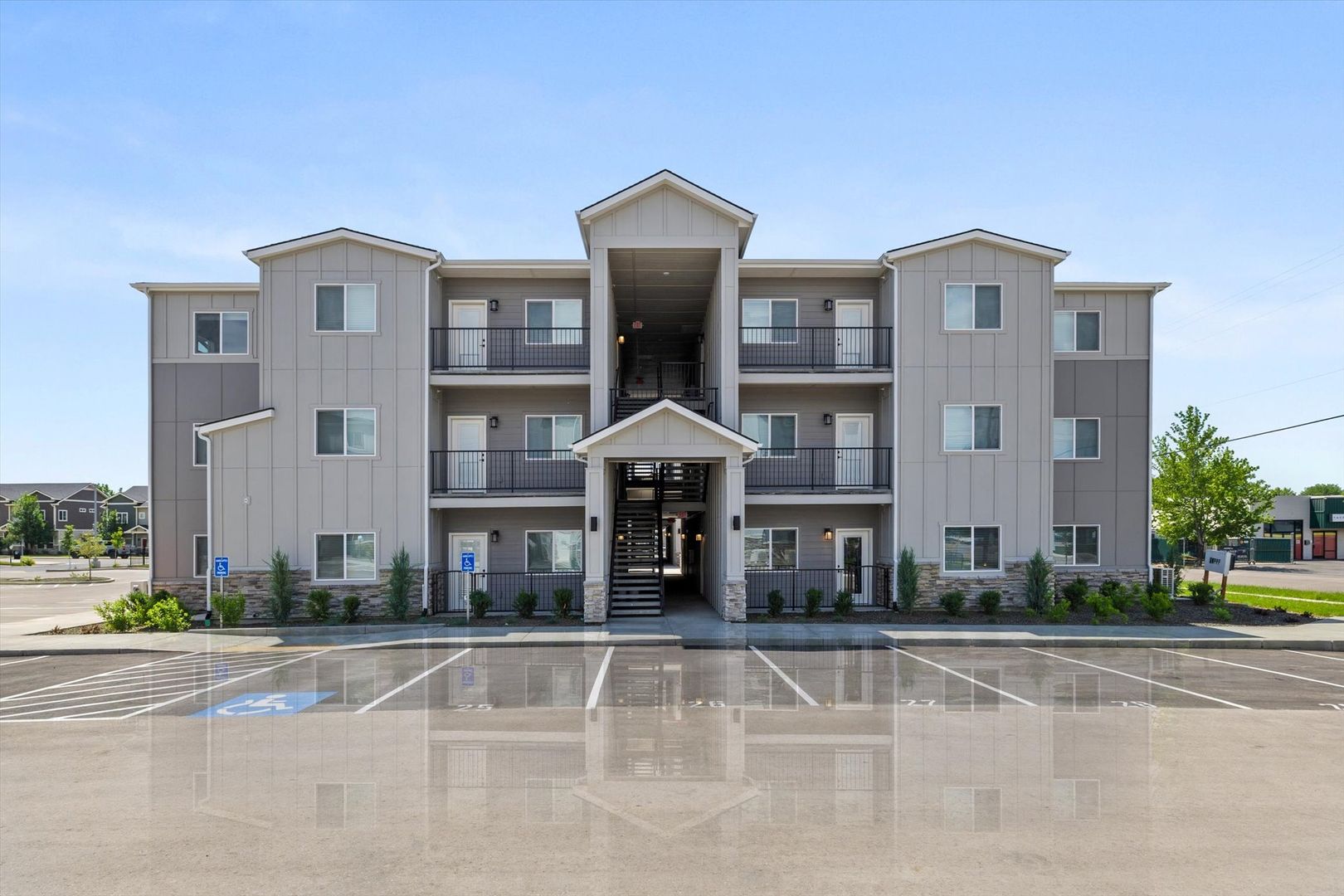 Spacious Boise Apartments | 2 Bed 2 Bath - 3rd Floor