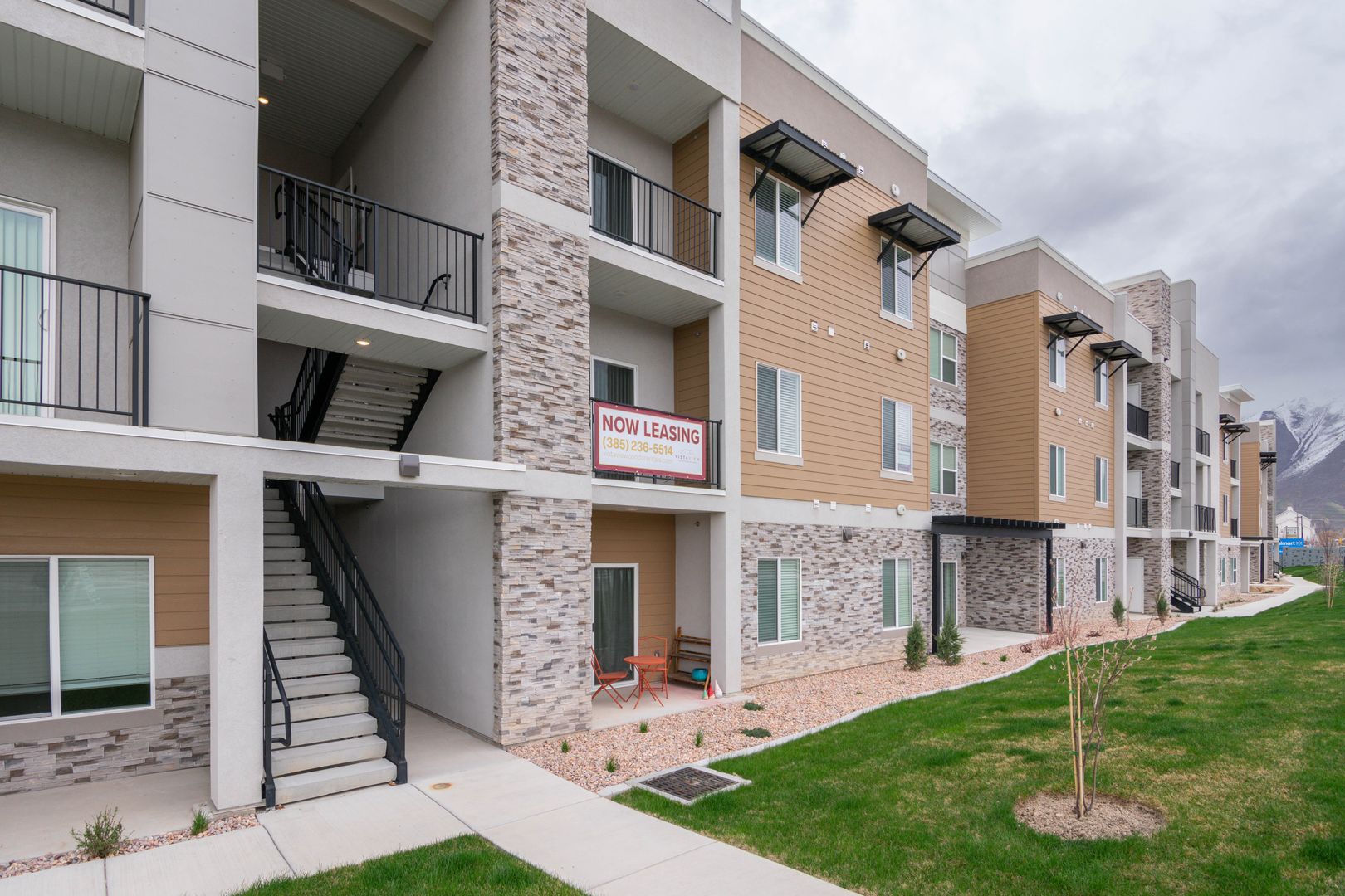 Gorgeous 3-Bed Fairfax Model in Vista View