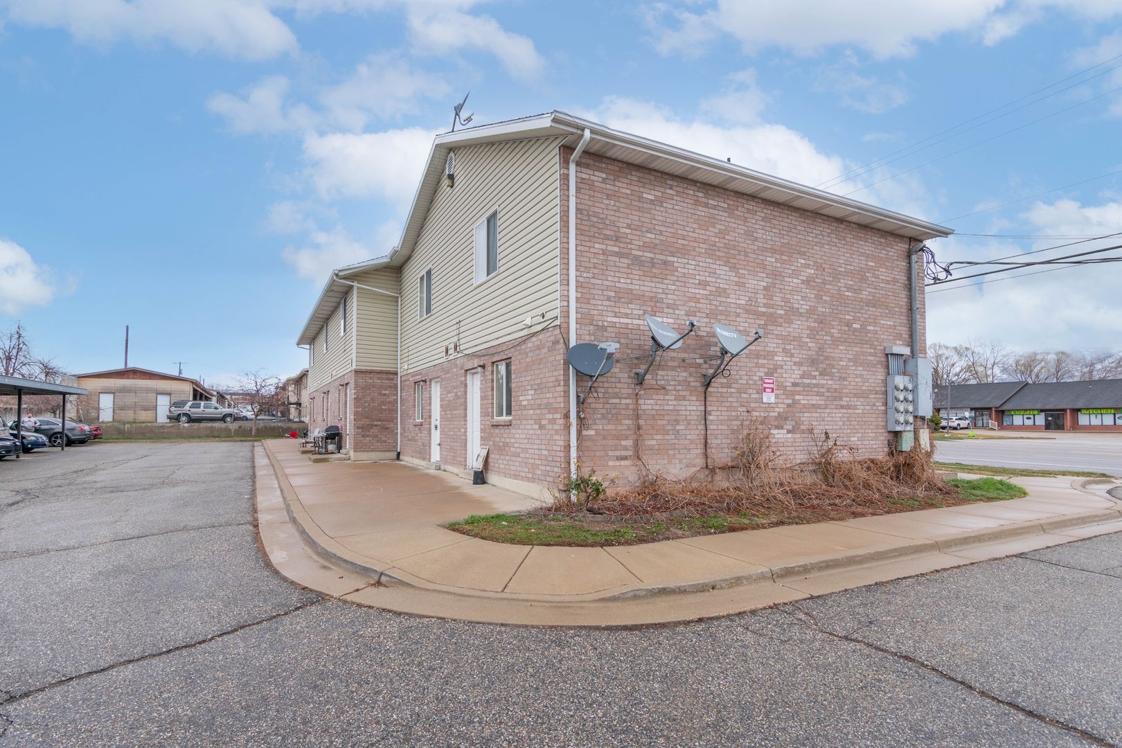 Comfortable 2-Bed Townhome in Central Layton