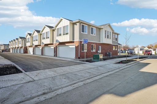 Brand-New 2-Story Payton Townhomes – Villas at the Pointe 